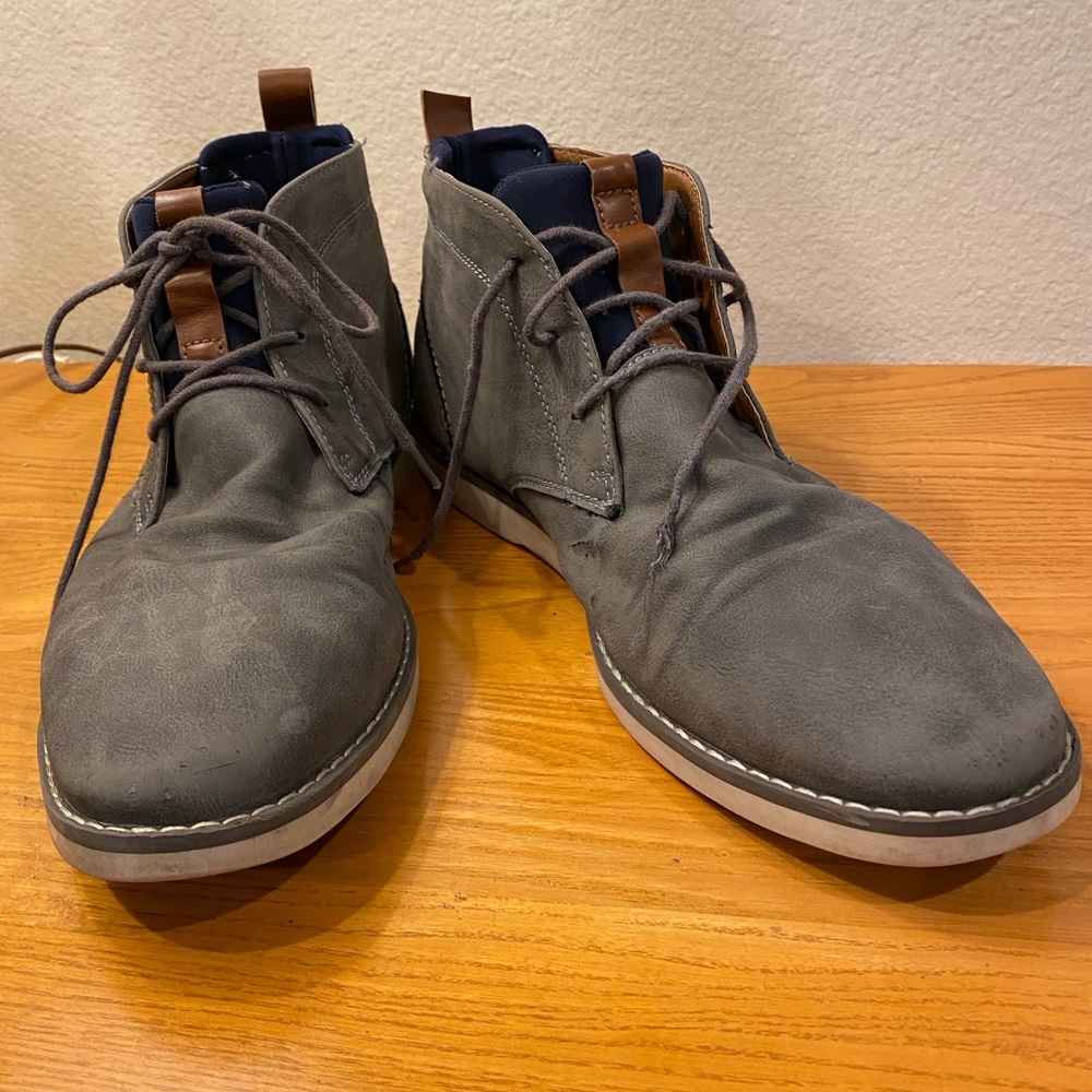 Men’s Chukka Boots. Sonoma. Gray. Size 12